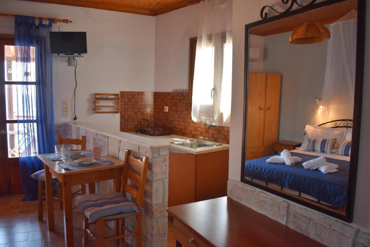 Kastro Studios Skopelos Buitenkant foto