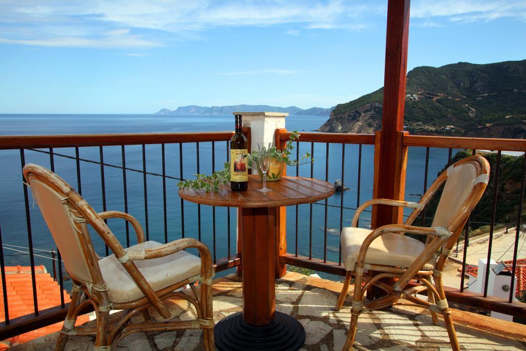 Kastro Studios Skopelos Buitenkant foto